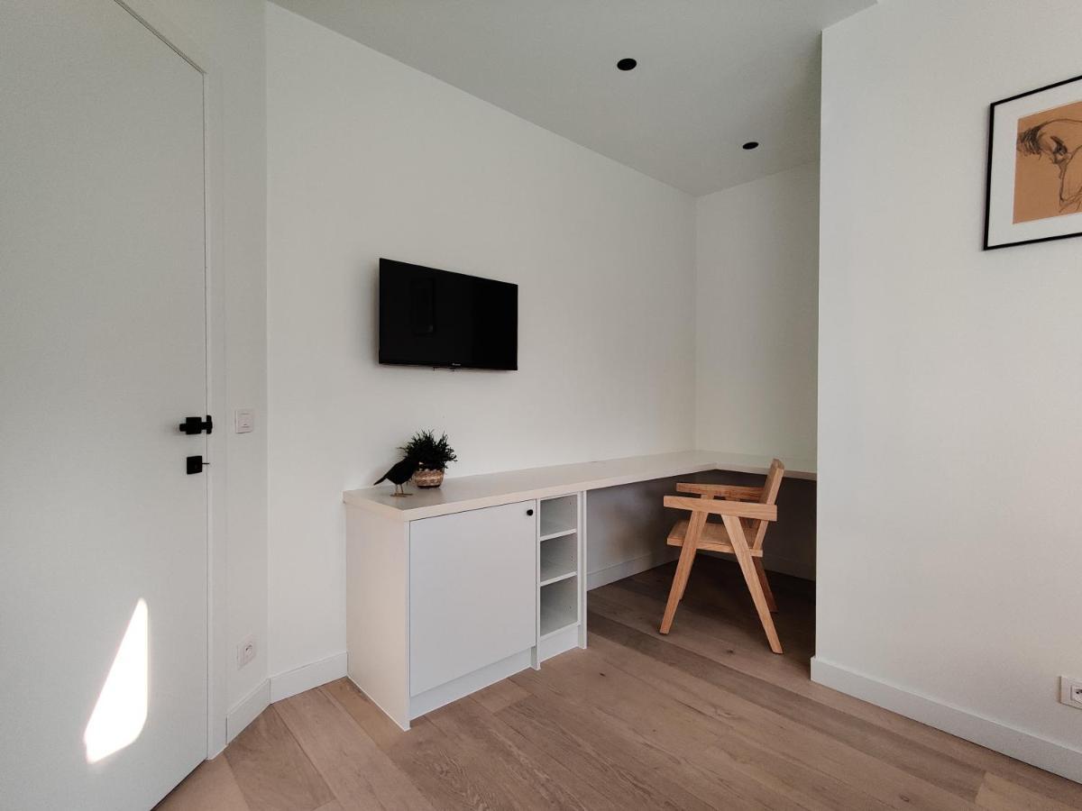 Beautiful 3-Bedroom - 3-Bathroom Appartment Pendula ブルージュ エクステリア 写真